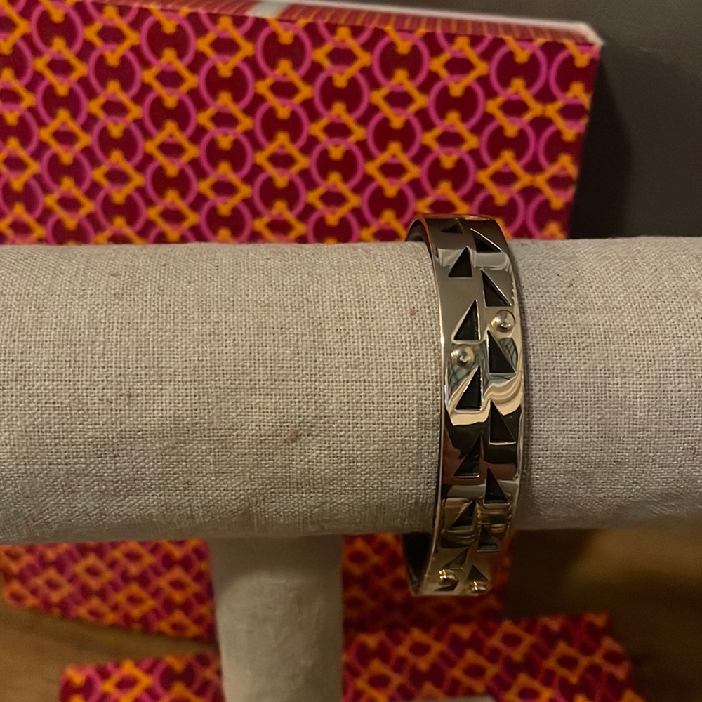 Stella & dot cuff bracelet